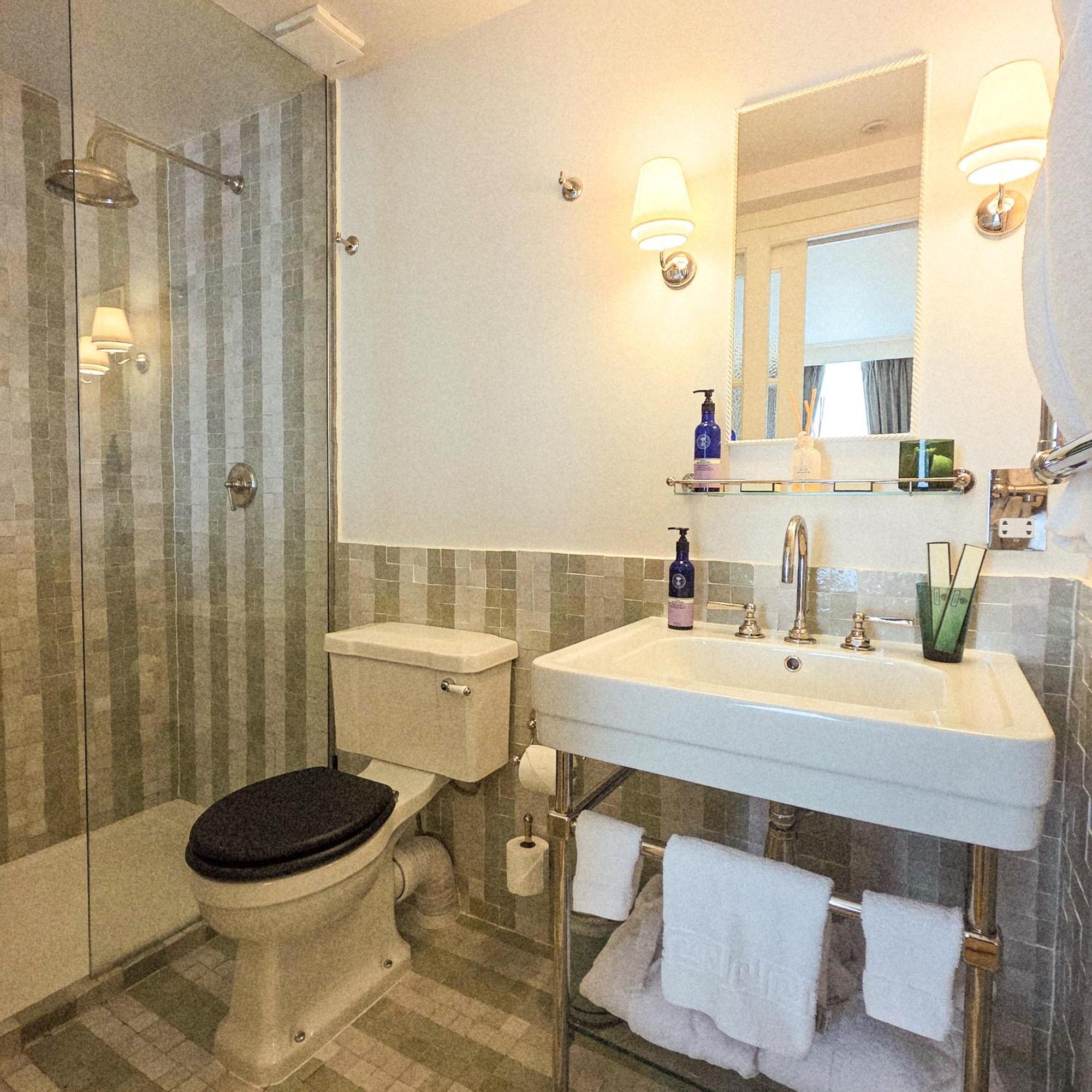 Standard Double Room,1663872994:JPEG
